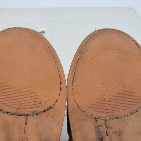 Womans Vince Camuto Peera Brown Suede Ankle Booties Back Zipper S 8 - Picture 10 of 13